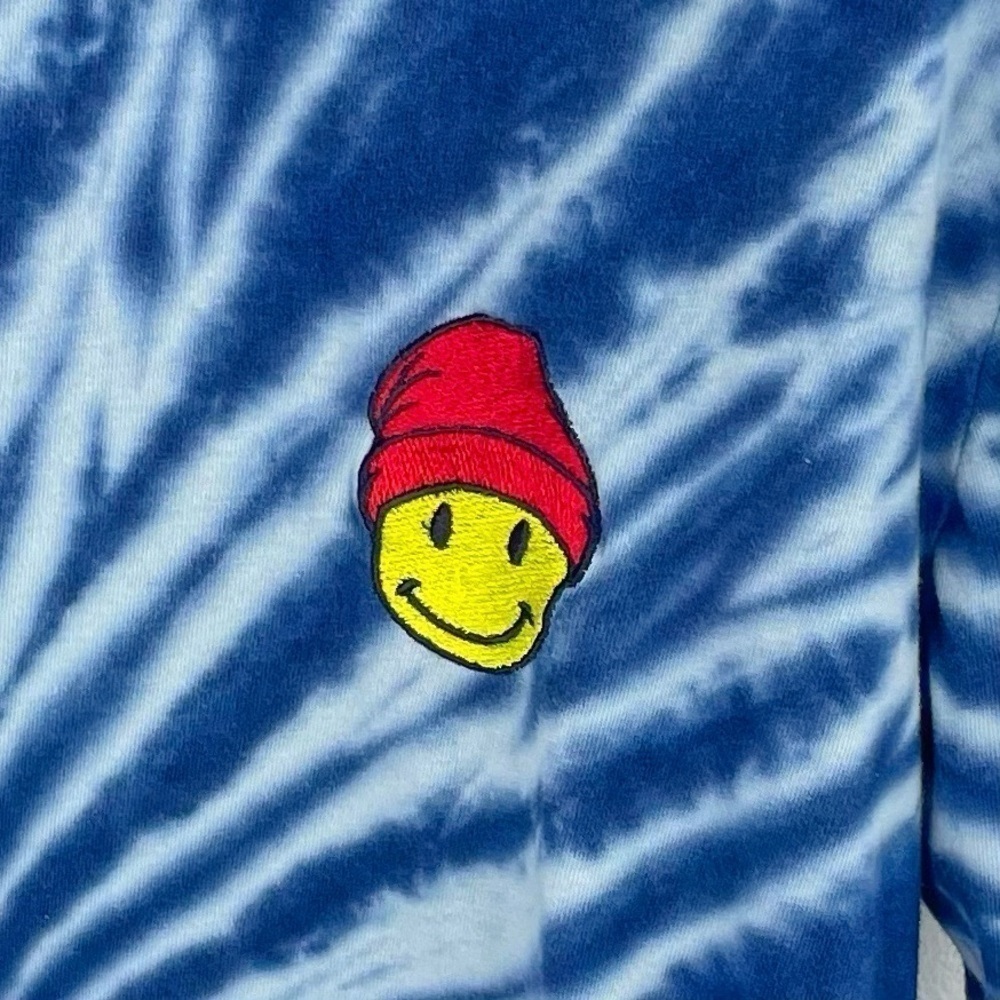 EIGHTY EIGHT Men’s Trippy Blue Tie-dye T-shirt with Beanie Emoji Size M - Picture 4 of 5